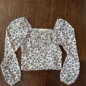 Cinched puff sleeve blouse